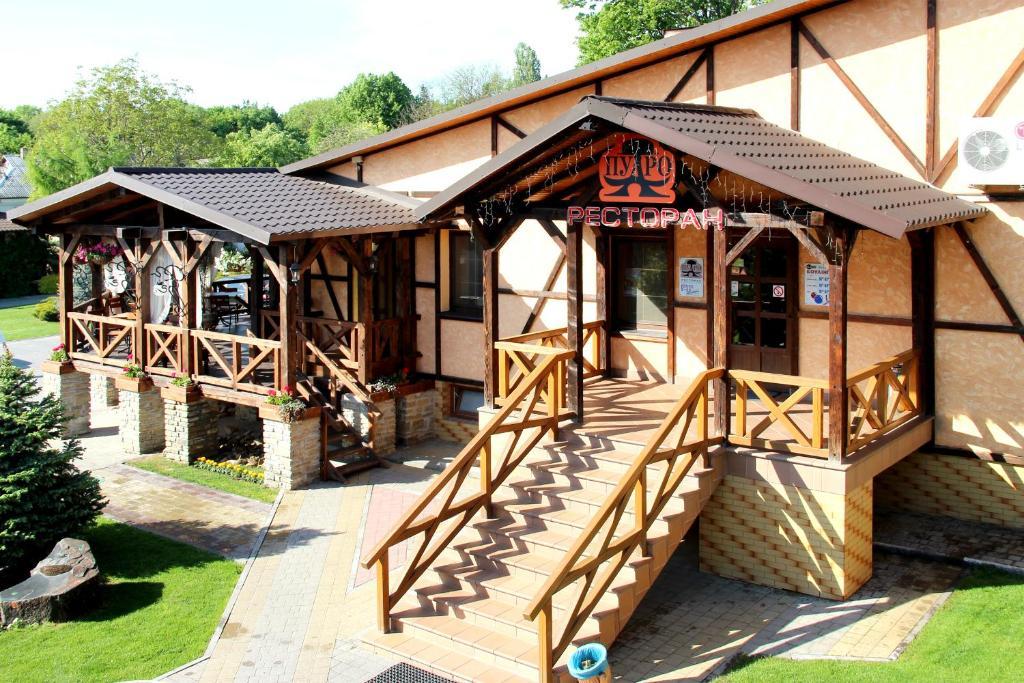 Gala Hotel Kamianets Podilskyi Bagian luar foto